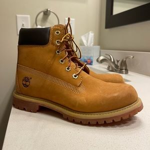 Timberland Boots Size 7.5